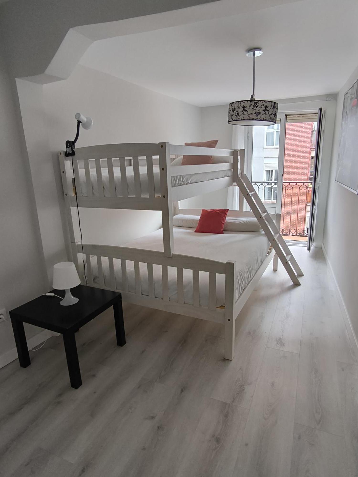 Luminoso Apartamento En El Centro Σανταντέρ Εξωτερικό φωτογραφία